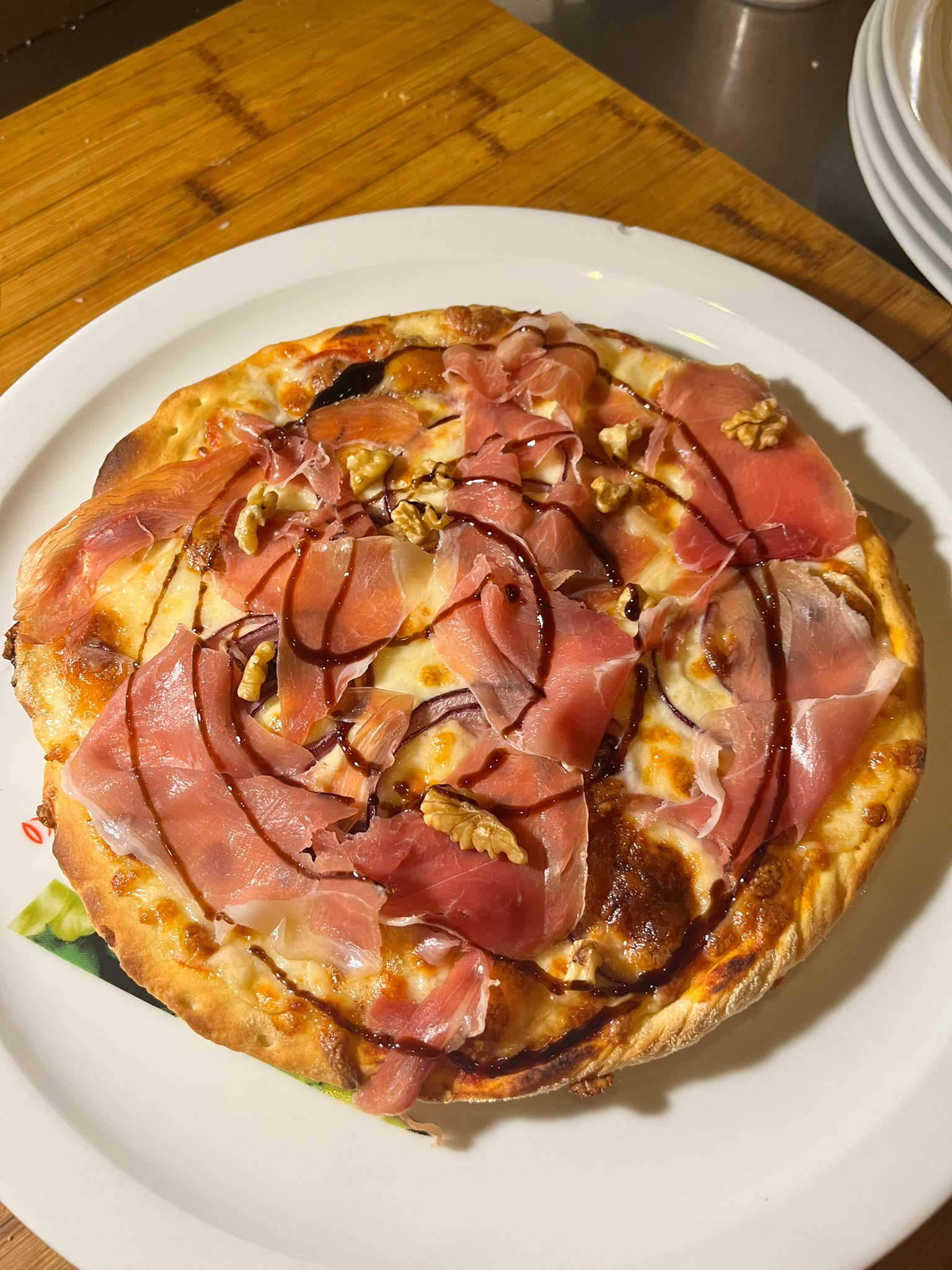 Pizza Eclipse acabada de sair do forno